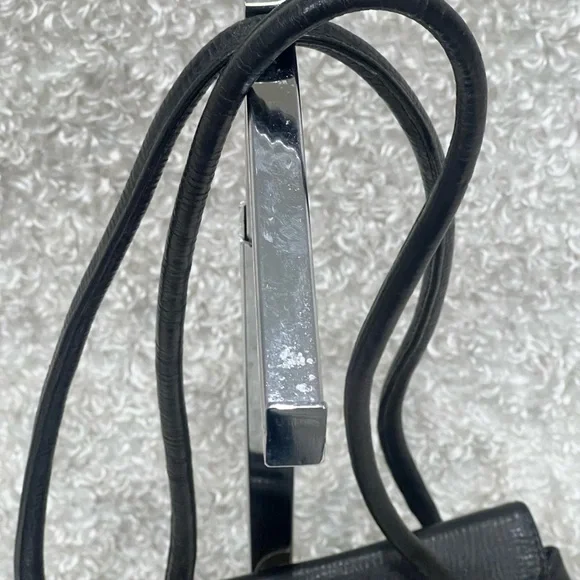Christian Dior Leather Shoulder Bag - Picture 7 of 16